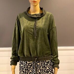Green Sweater size XL